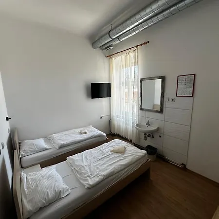 Pri Tonetu Ptuj