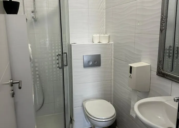 Pri Tonetu * Πτούι